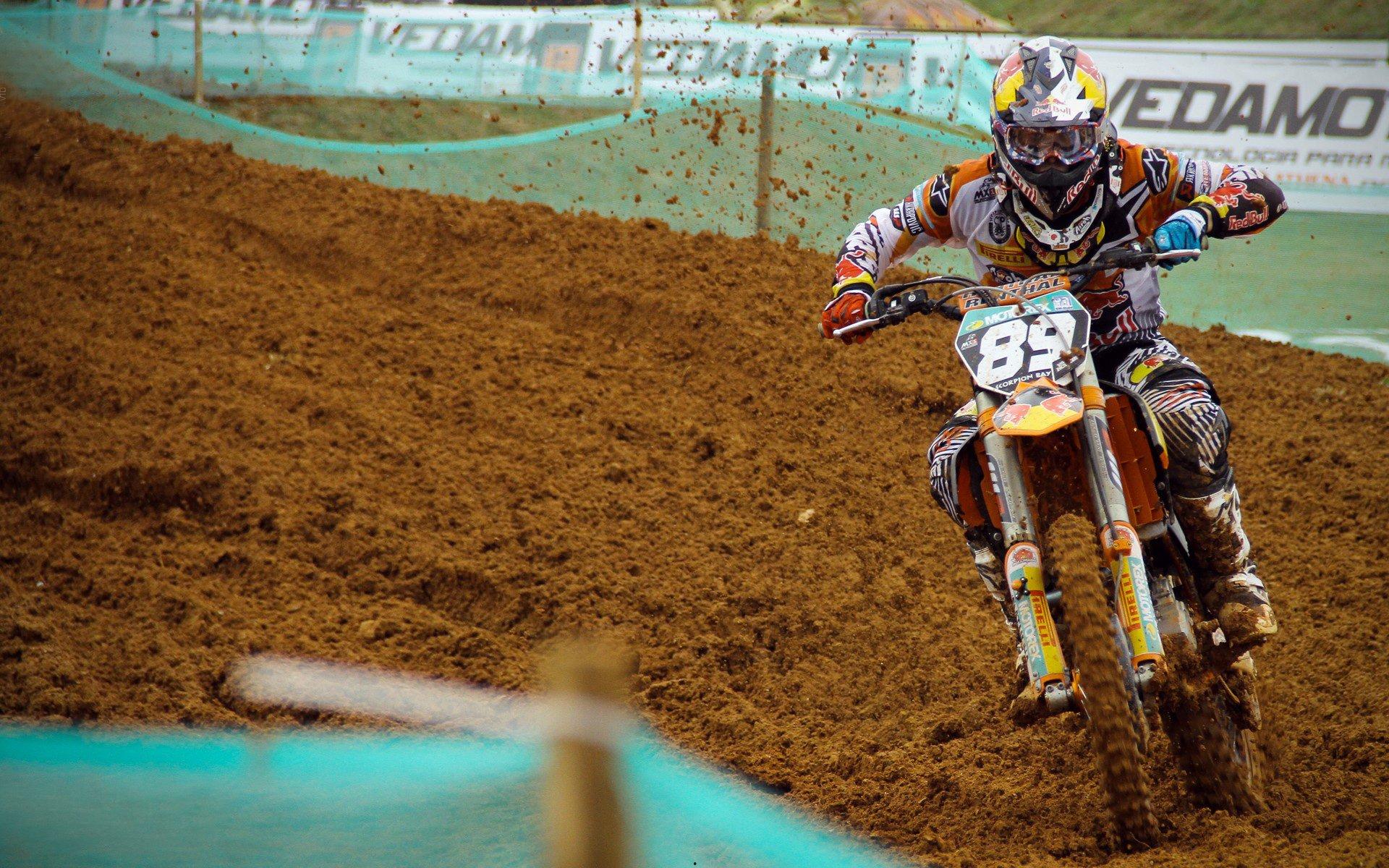 利物浦冬窗密谈埃基蒂克曝光,锋线补强策略被指孤注一掷